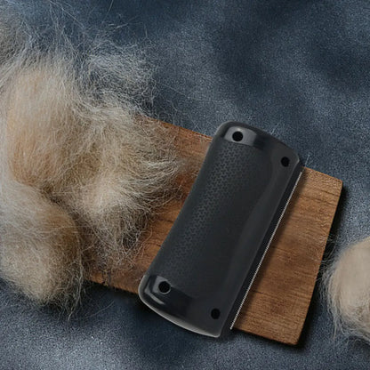 Ultimate Pet Deshedding Brush - Transform Your Dog or Cat's Fur with Ease!