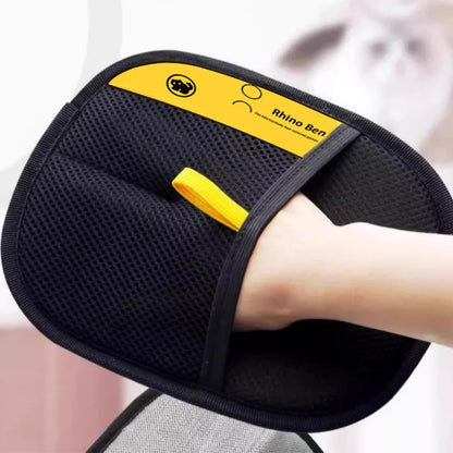 Transform Your Pet Grooming Routine with Electrostatic Hair Removal Gloves - Effortlessly Banish Dog and Cat Hair from Your Home!